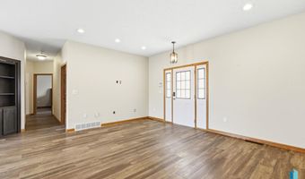 1500 E Birch St, Brandon, SD 57005