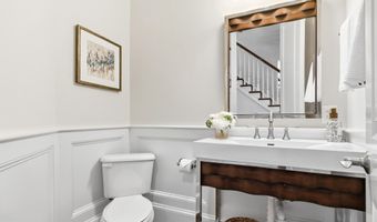 7527 WESTFIELD Dr, Bethesda, MD 20817