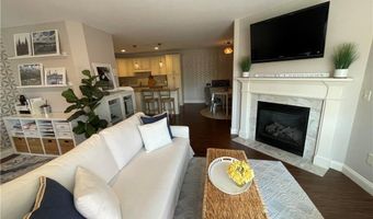 60 Saw Mill Dr 303, North Kingstown, RI 02852