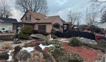 11 Hatcher Ct, Amityville, NY 11701