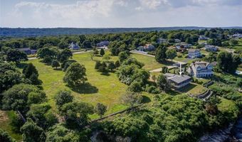 727 Boston Neck Rd, Narragansett, RI 02882