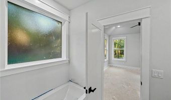 4 Constance Cir, Bella Vista, AR 72714