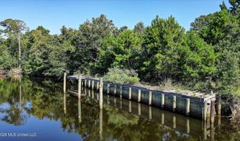12209 Hickman Rd, Biloxi, MS 39532