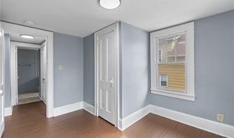 1012 Brown St, Akron, OH 44301