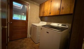 58 Hemlock Ln, Berlin, NH 03570