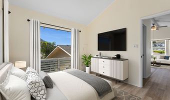 1069 Lunalilo Home Rd, Honolulu, HI 96825