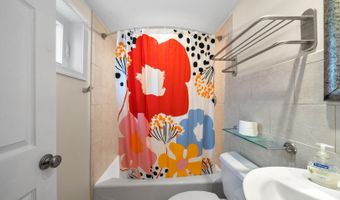 7888 Dune Dr, Avalon, NJ 08202