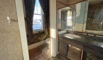 366 Brooklawn Ave, Bridgeport, CT 06604