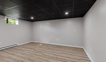 7 Philip Ave, Augusta, ME 04330