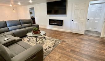 147 W 925 N, Centerville, UT 84014