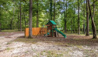 182 Audubon Pl, Macon, GA 31210