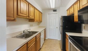 524 ORANGE Dr 22, Altamonte Springs, FL 32701