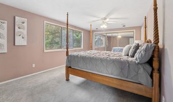 1231 W NICOLET Cir, Appleton, WI 54914