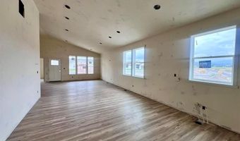 1073 Alpine Ave, Chubbuck, ID 83202