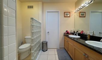 430 Kaiolu St 1101, Honolulu, HI 96815