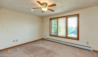 8 Longview Dr, Bow, NH 03304
