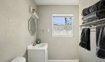 520 FAIRFAX Ln, Apollo Beach, FL 33572