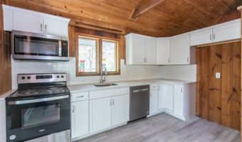 4 Amicalola Dr, Alloway, NJ 07422