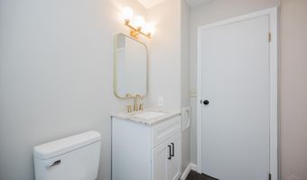 5398 Sultana Dr, Delhi, OH 45238
