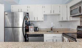 301 BURNSIDE St C 202, Annapolis, MD 21403