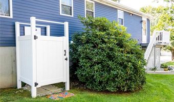 58 Allston Ave, Middletown, RI 02842
