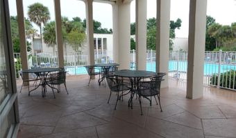 512 ORANGE Dr 30, Altamonte Springs, FL 32701