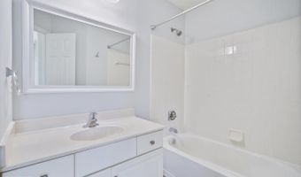 20198 BROOKVIEW Sq, Ashburn, VA 20147
