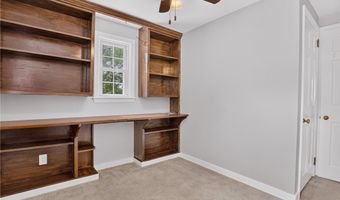 2848 Anderson Dr, Allison Park, PA 15101
