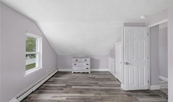 100 Pine Grove St, East Providence, RI 02916