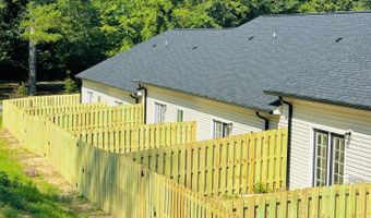 1227 University Ln D, Aiken, SC 29801