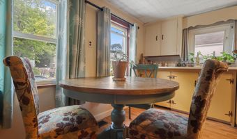 203 Grove St, Bangor, ME 04401