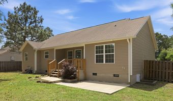 145 Pecan Ln, Aberdeen, NC 28315