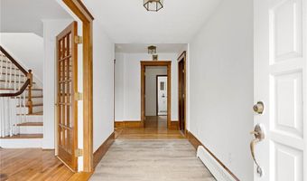 1745 Diamond Hill Rd, Cumberland, RI 02864