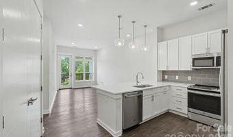 3630 N Davidson St, Charlotte, NC 28205