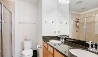 41768 MCMONAGLE Sq, Aldie, VA 20105