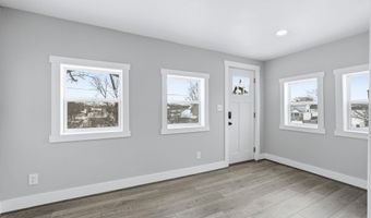 717 S York St, Albion, IN 46701