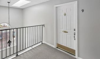 2000 PHILLIPS Ter 9, Annapolis, MD 21401