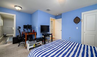 305 Barbara Dr, Point Pleasant, NJ 08742