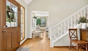 500 Pompadour Dr, Ashland, OR 97520