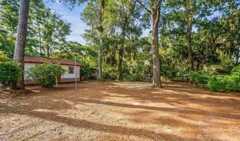 1711 Narcissus Ln, Beaufort, SC 29902