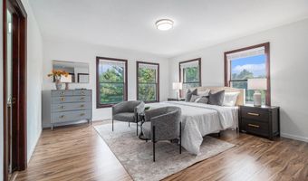 8411 Reese Ln, Ann Arbor, MI 48103