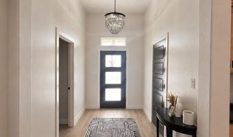 3600 Selman Ct, Carlsbad, NM 88220