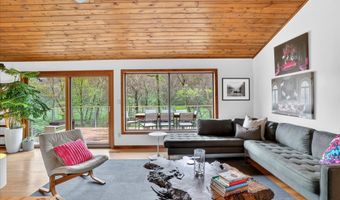 7873 Highway O, Ash Grove, MO 65604