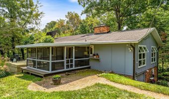 5 Hillcrest Rd E, Asheville, NC 28804