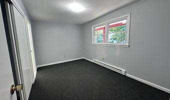 136 Liberty St, Clinton, CT 06413