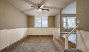 815 N 7th St, Arkansas City, KS 67005