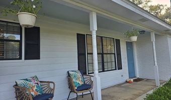 1606 Hemlock St, Bainbridge, GA 39817