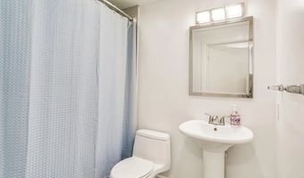 401 N Coast Hwy Unit 207, Oceanside, CA 92054