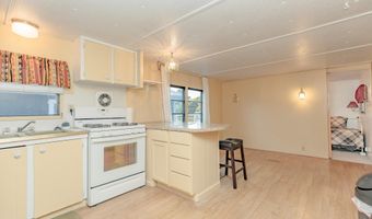 92 Rohr St #5, Arnolds Park, IA 51331