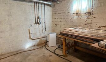 715 Grand Ave, Alden, IA 50006